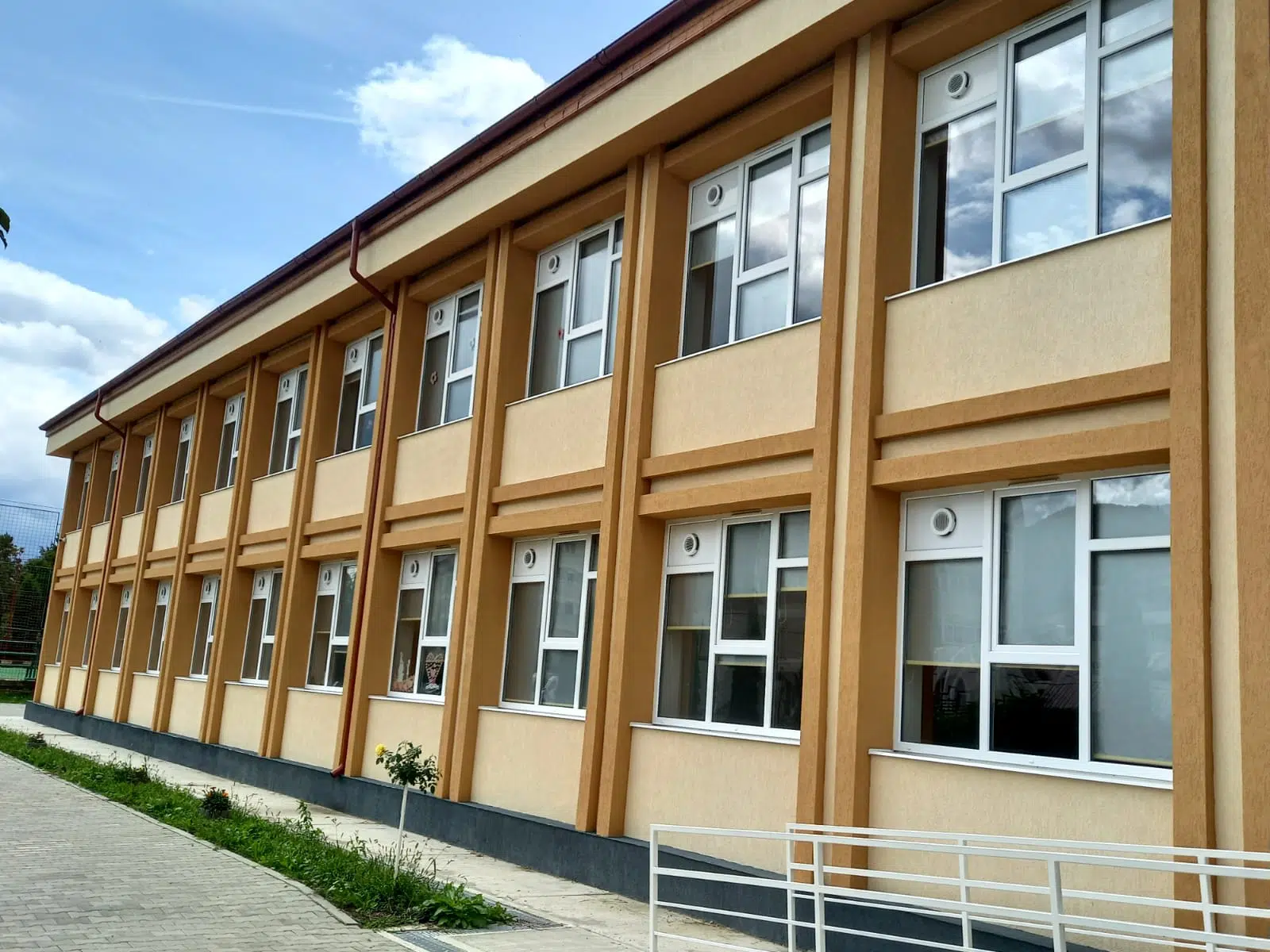 Școala Generală "George Enescu"